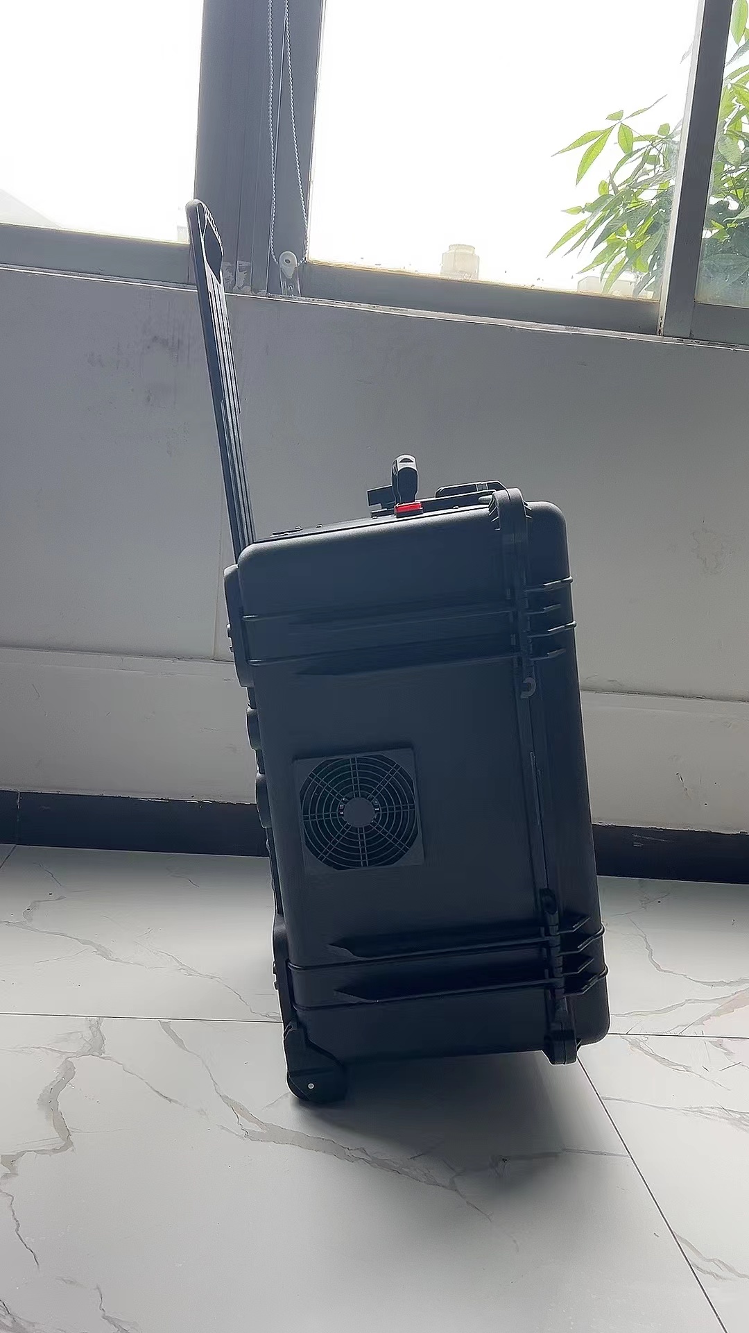 噶尔手拉箱型移动通信干扰器